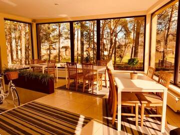 Фото номера Двухместный номер Делюкс с 1 кроватью и балконом Отель Hotel Rojas Pērle г. Роя 42