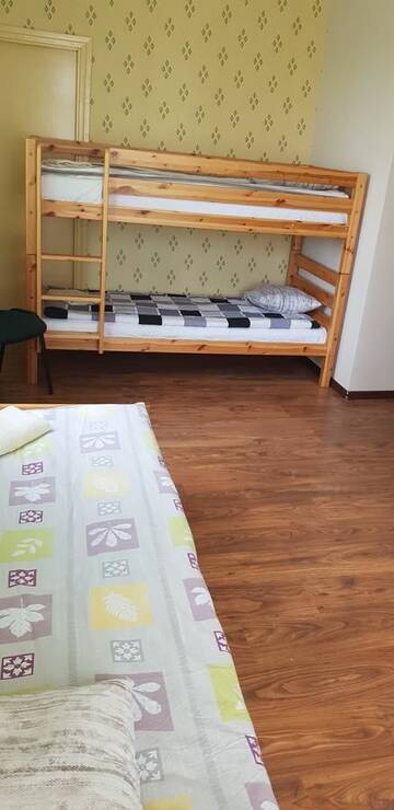 Фото номера Кровать в общем женском номере с 7 кроватями Хостелы Hostel Mare г. Роя 3