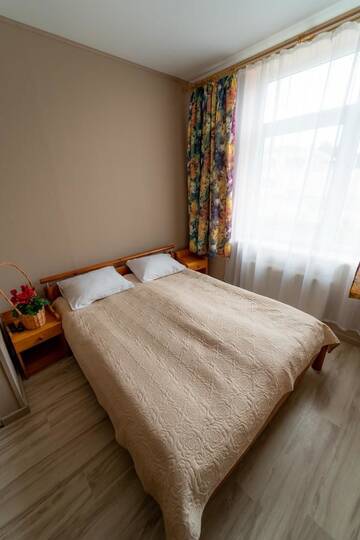 Фото номера Стандартный двухместный номер с 1 кроватью Отель Hotel Mare &amp; Restaurant г. Роя 7